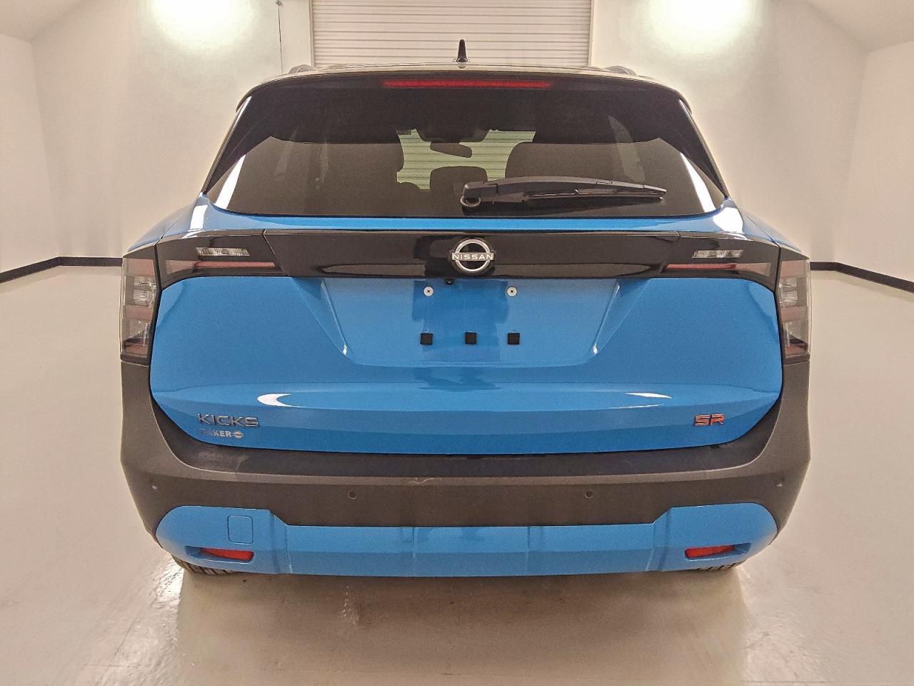 2025 NISSAN KICKS