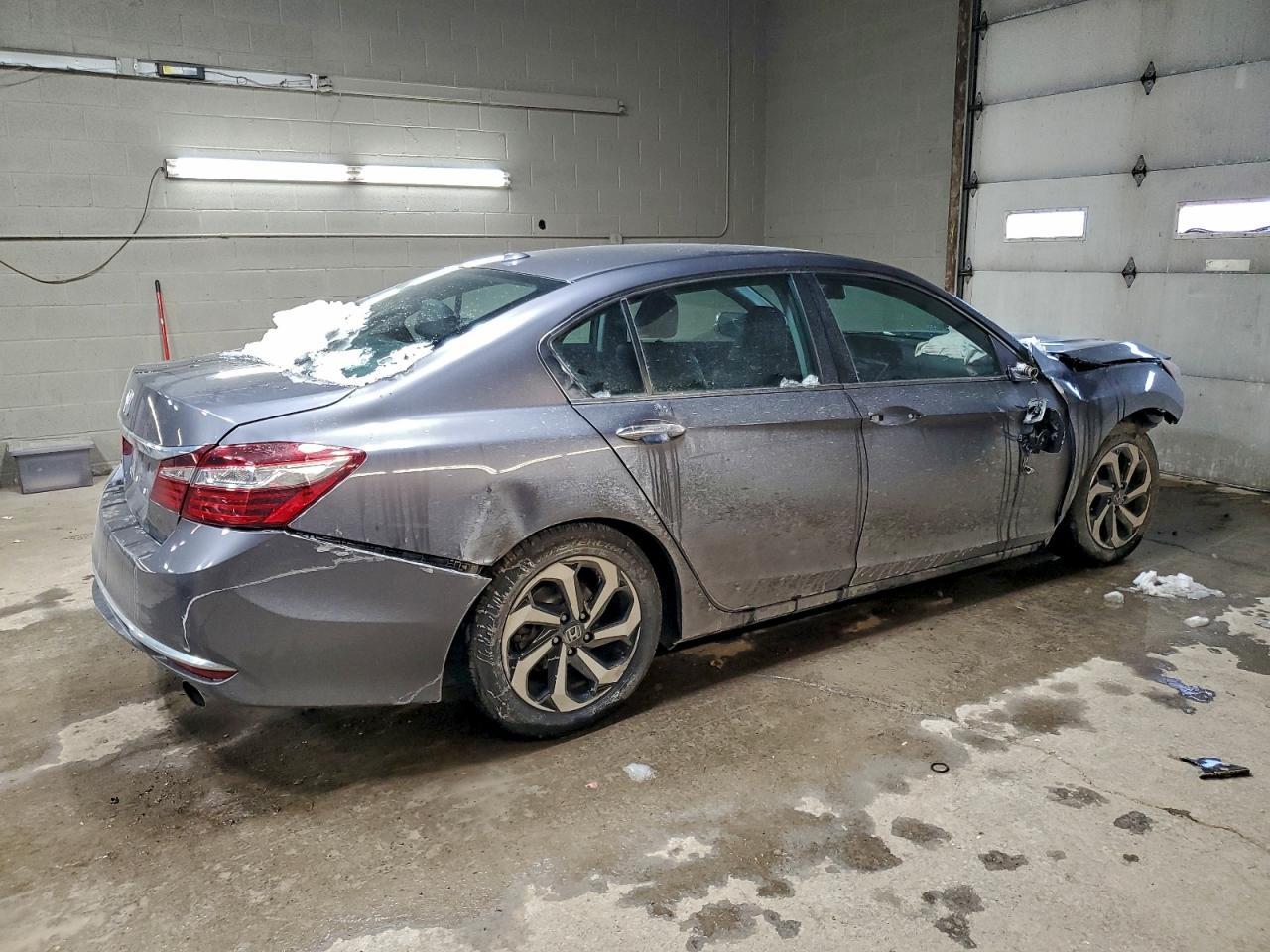 2016 HONDA ACCORD