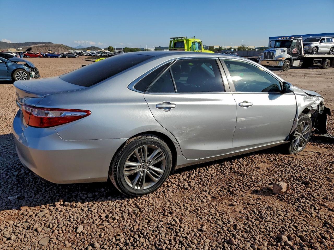 2015 TOYOTA CAMRY