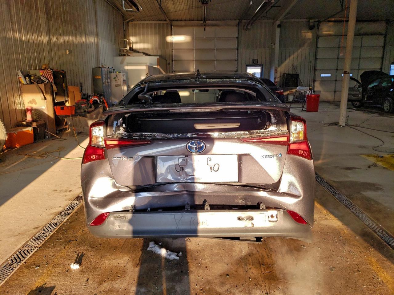 2019 TOYOTA PRIUS