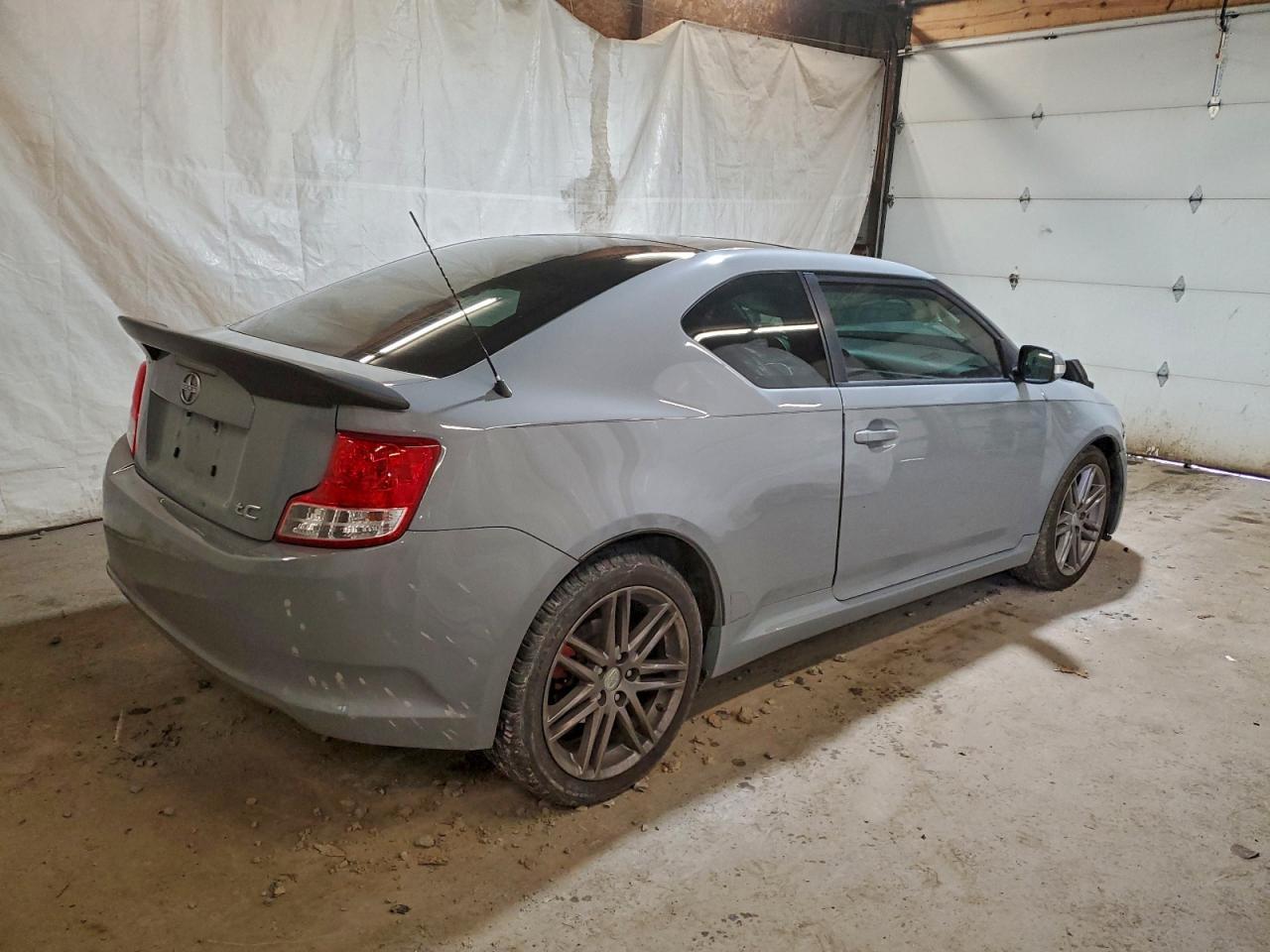 2012 TOYOTA SCION