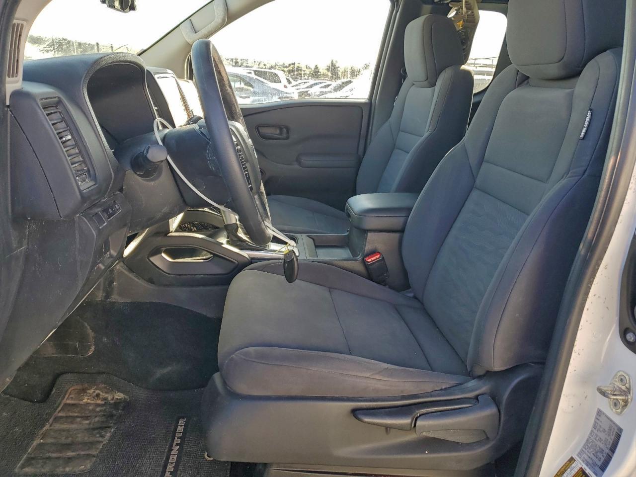 2024 NISSAN Frontier