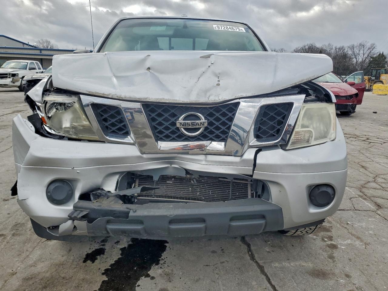 2015 NISSAN Frontier
