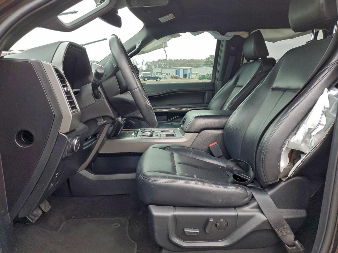 2021 FORD Expedition