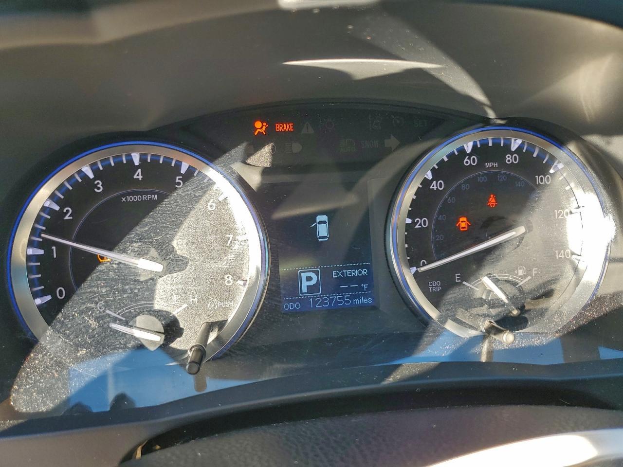 2014 TOYOTA HIGHLANDER