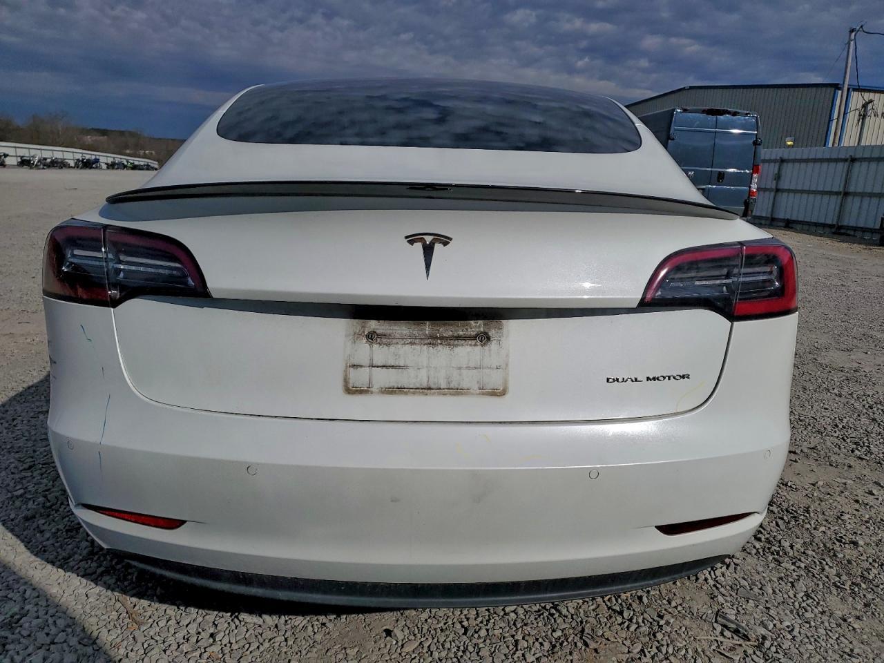 2019 TESLA MODEL 3