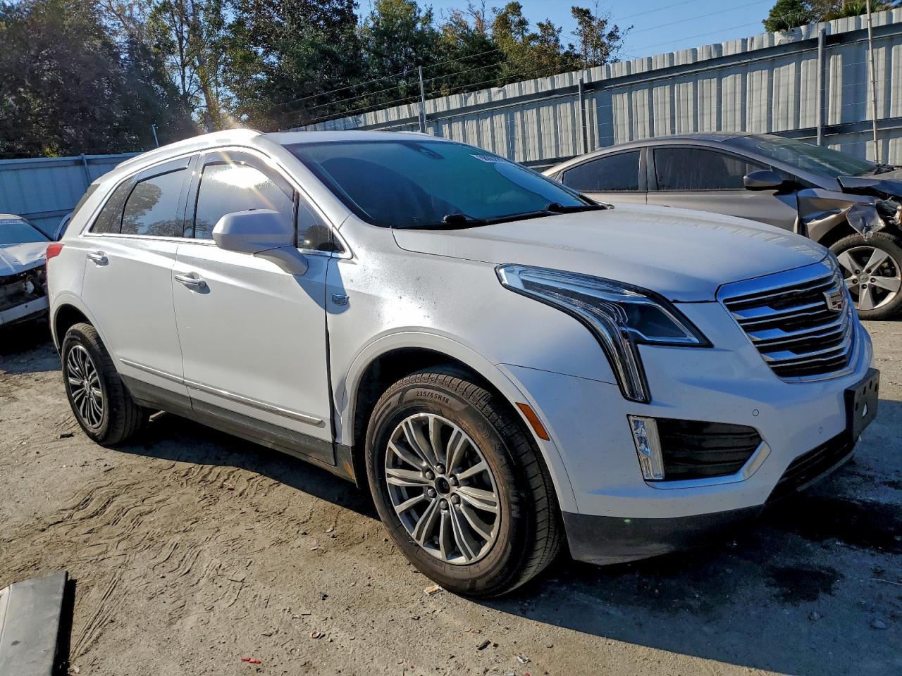 2018 CADILLAC XT5