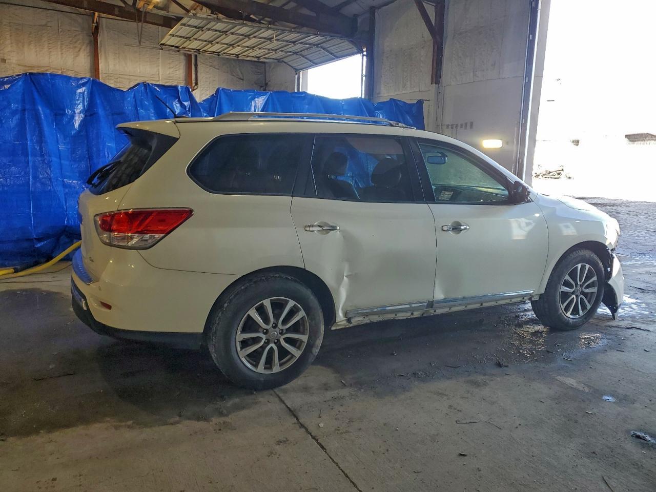 2016 NISSAN PATHFINDER
