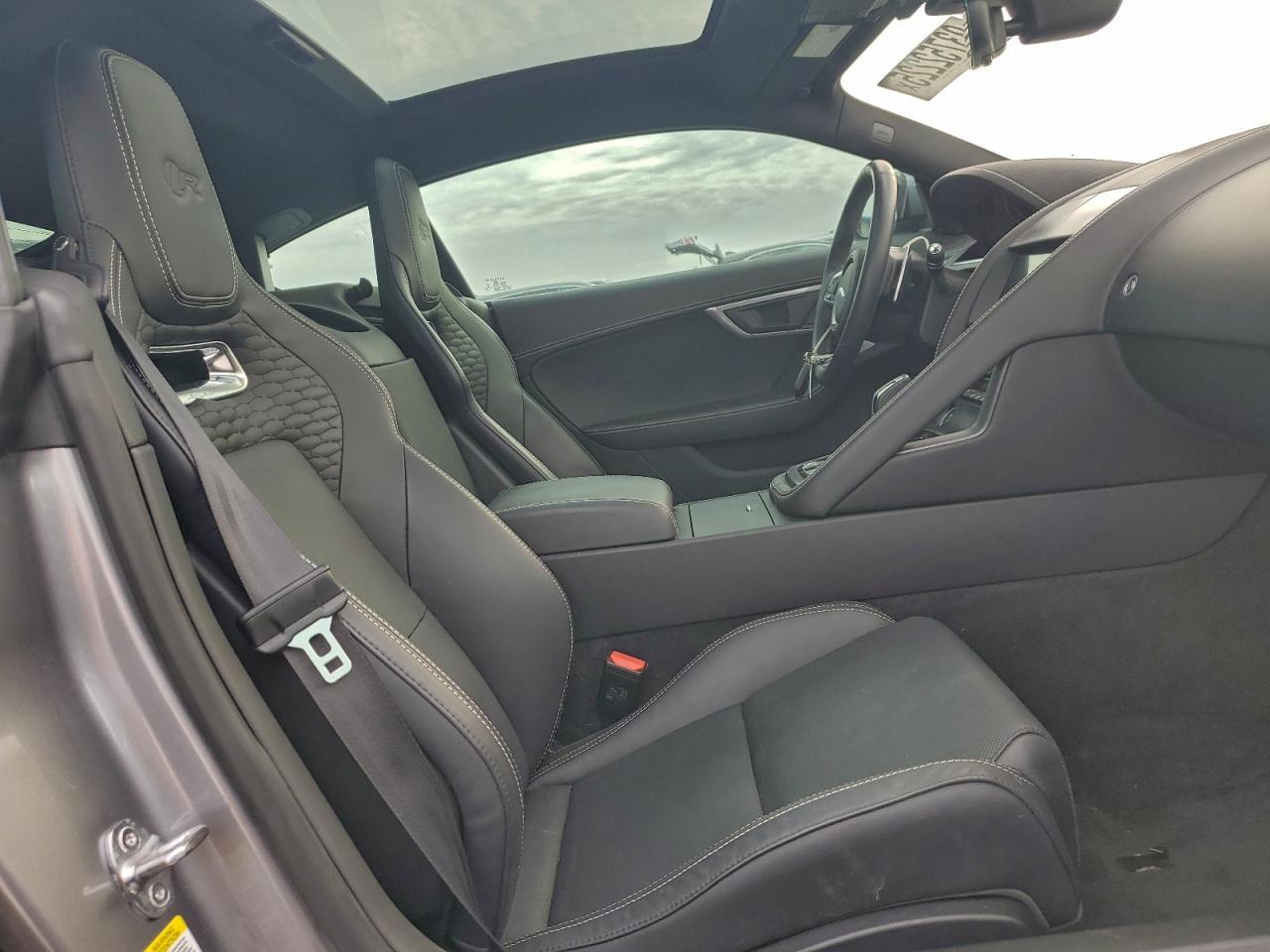 2021 JAGUAR F-Type