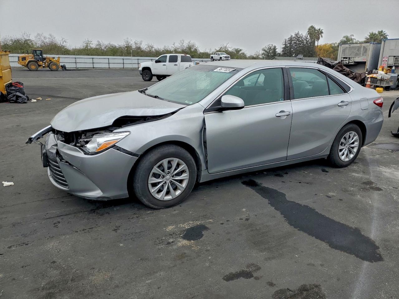2017 TOYOTA CAMRY