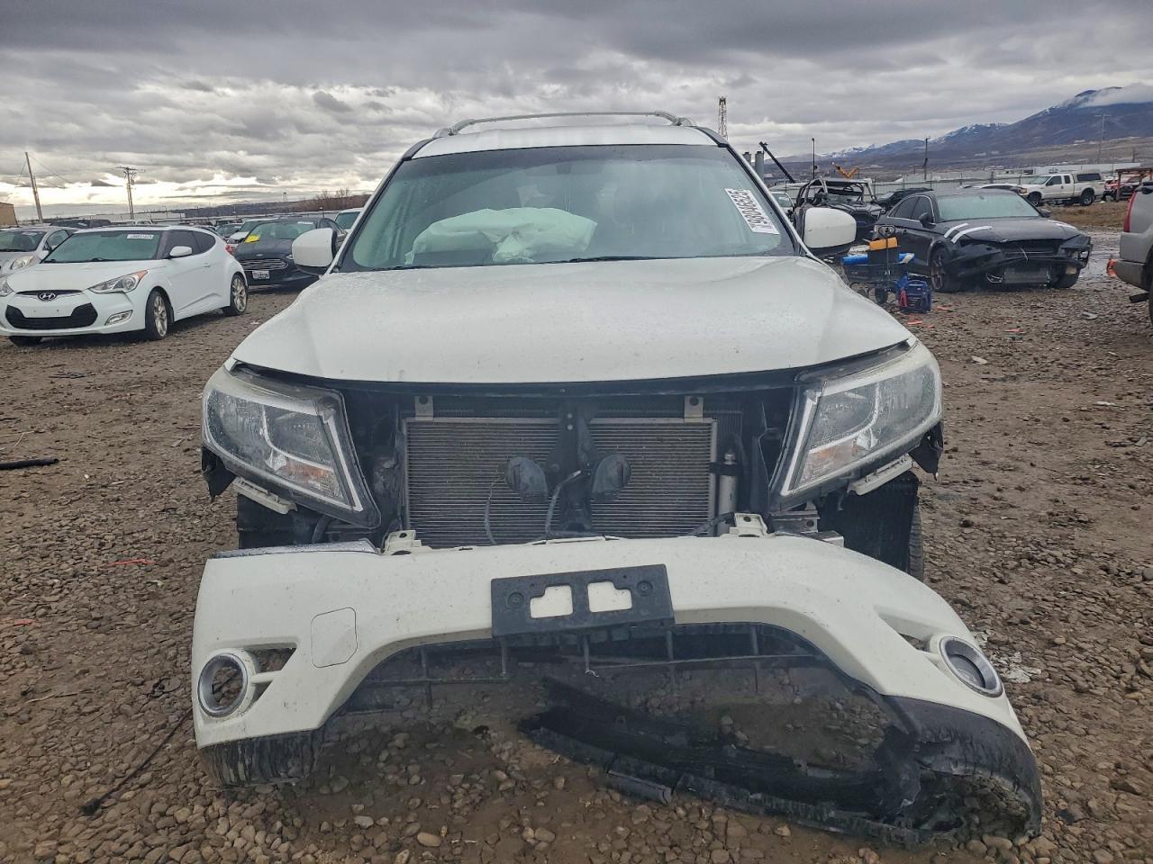 2016 NISSAN PATHFINDER