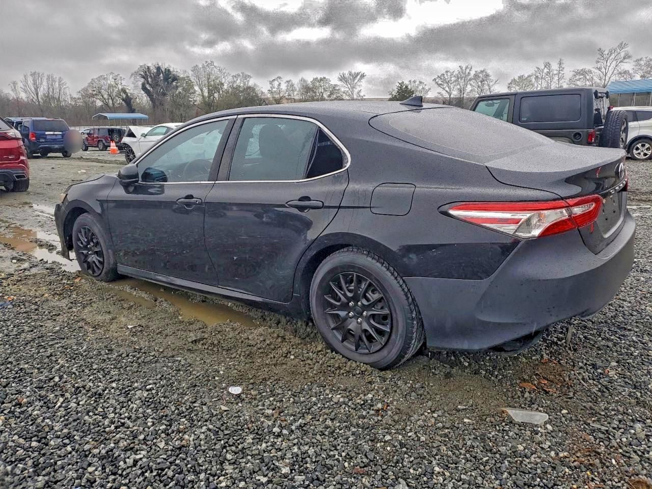 2019 TOYOTA CAMRY