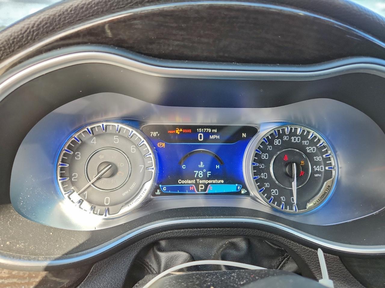 2015 CHRYSLER 200