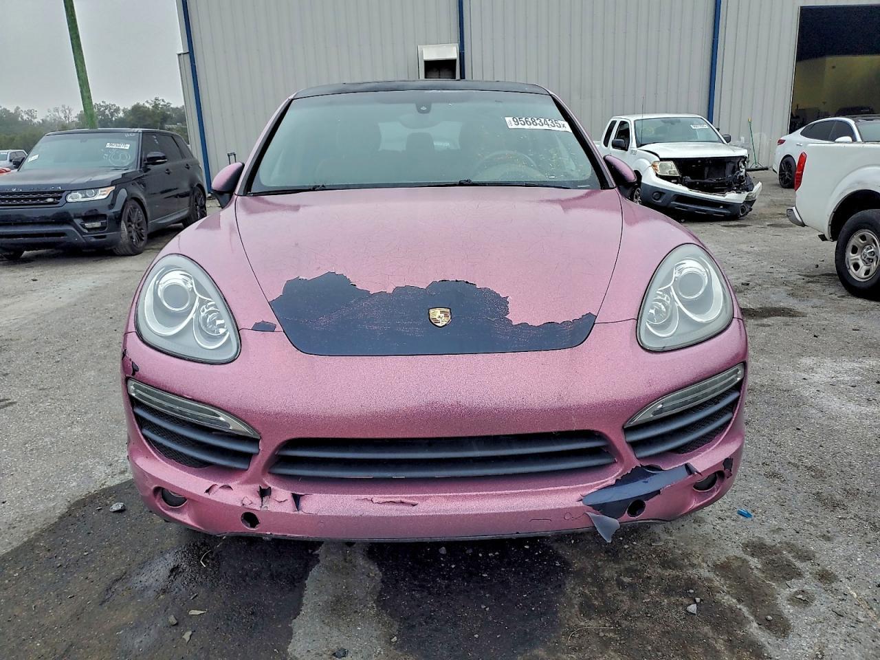 2011 PORSCHE CAYENNE