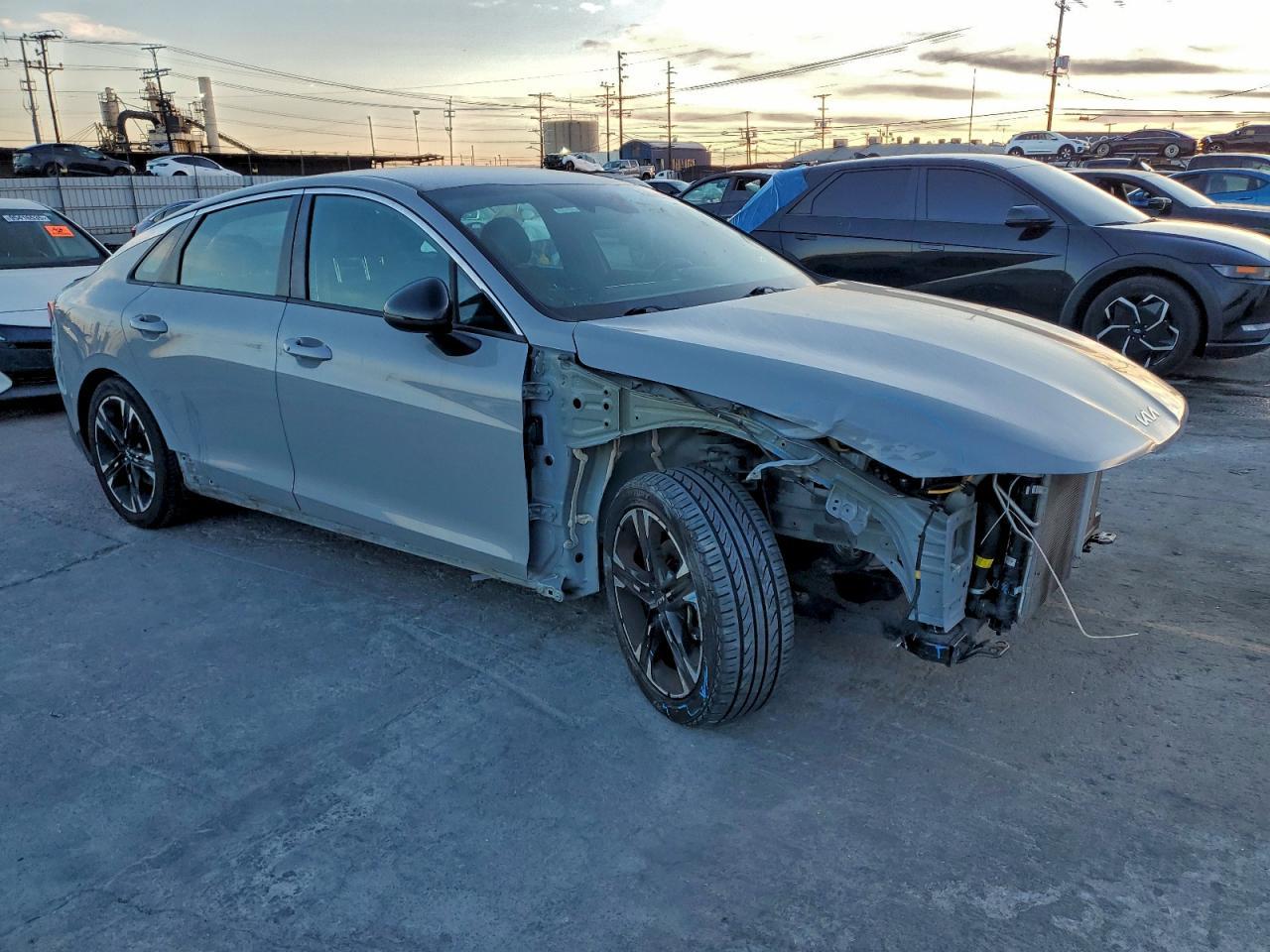 2022 KIA K5