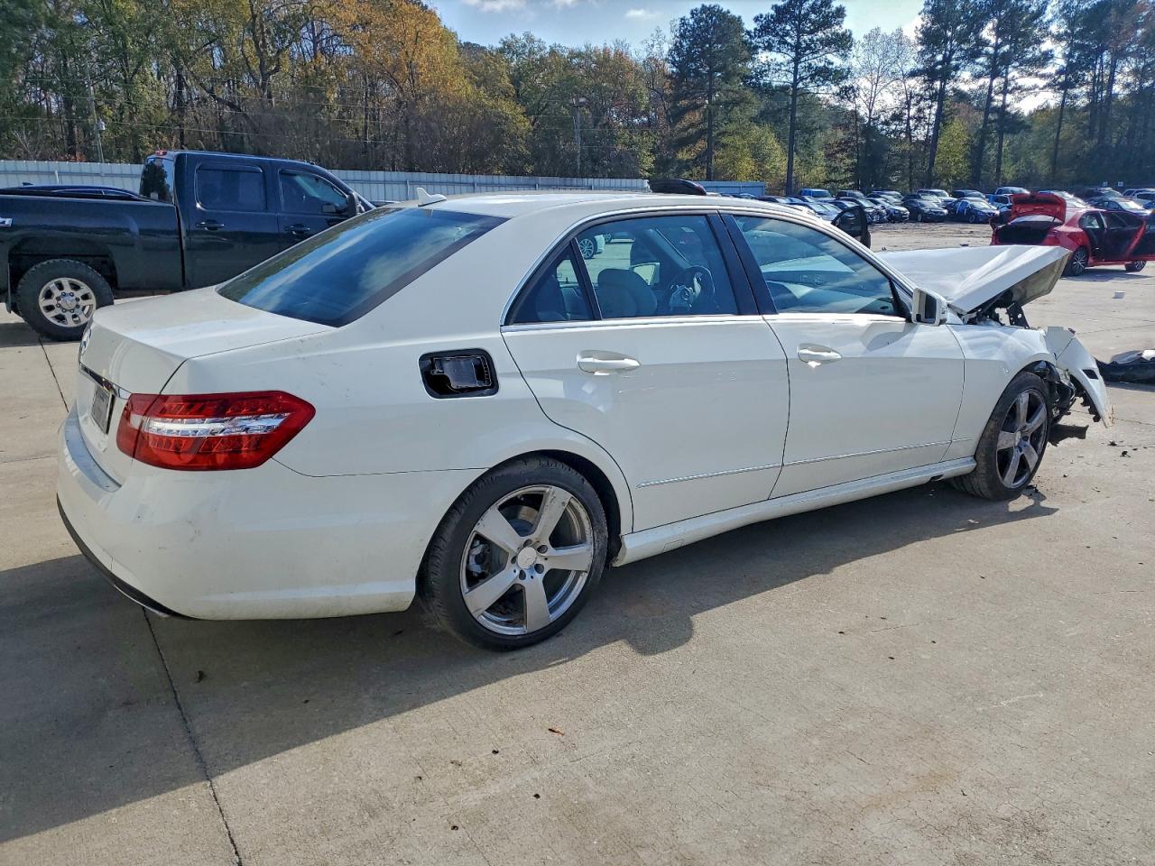 2010 MERCEDES-BENZ E-Class
