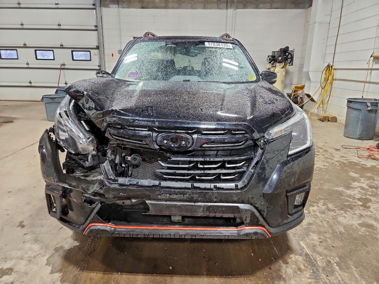 2024 SUBARU FORESTER