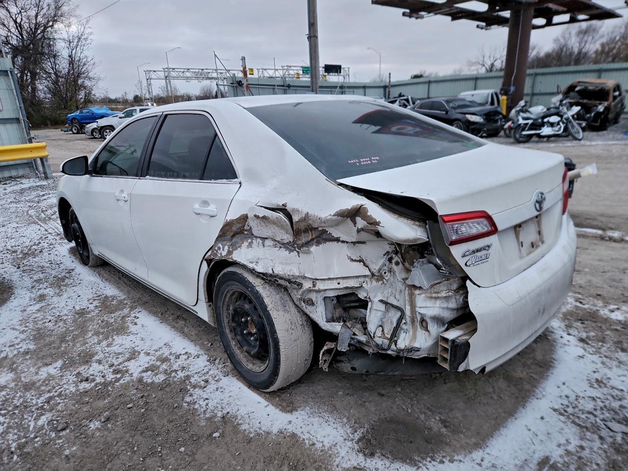 2012 TOYOTA CAMRY