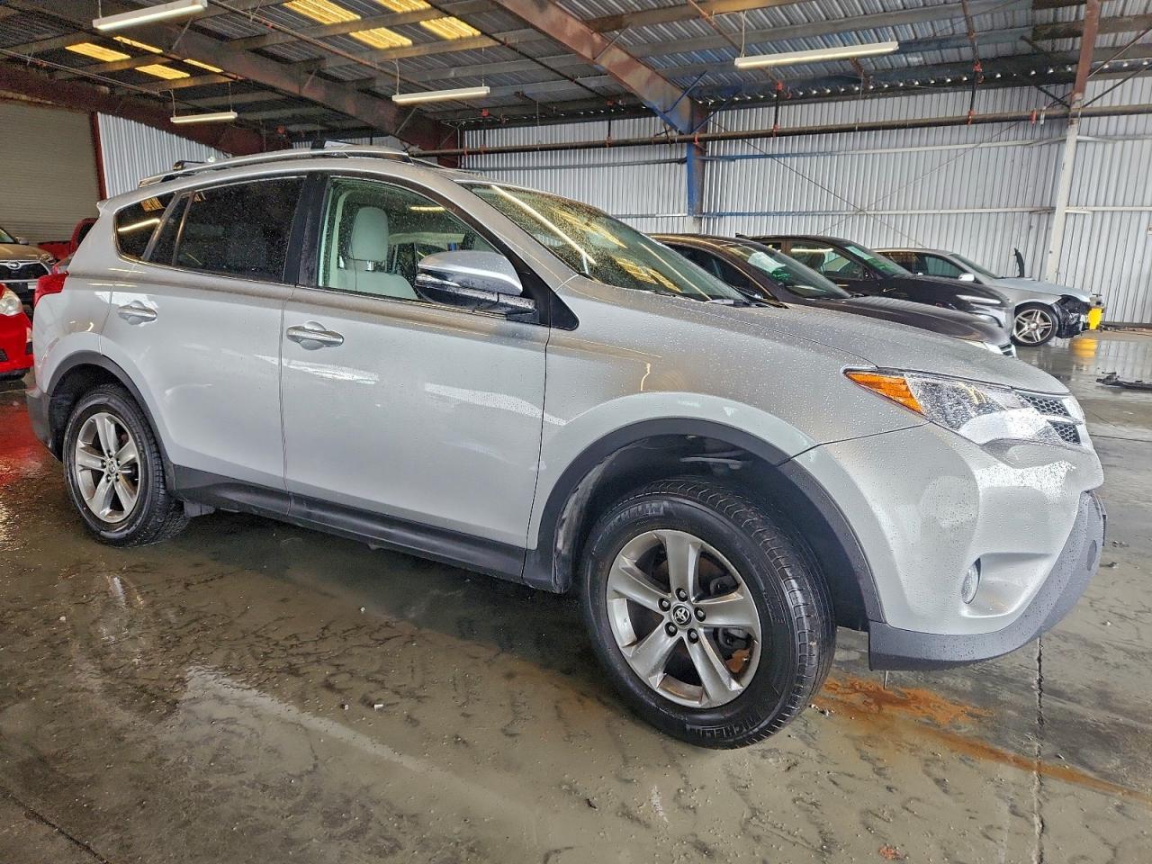 2015 TOYOTA RAV4