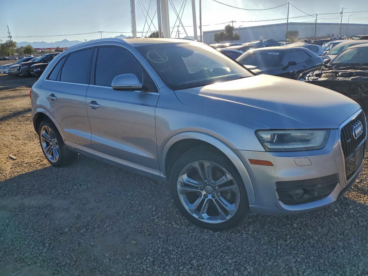 2015 AUDI Q3