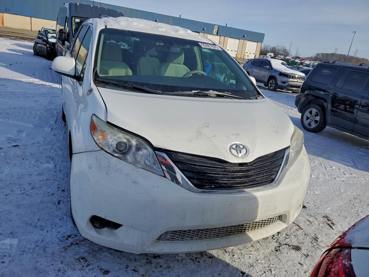 2012 TOYOTA SIENNA