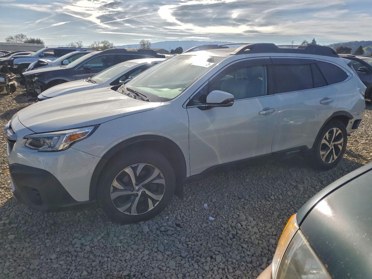 2021 SUBARU Outback