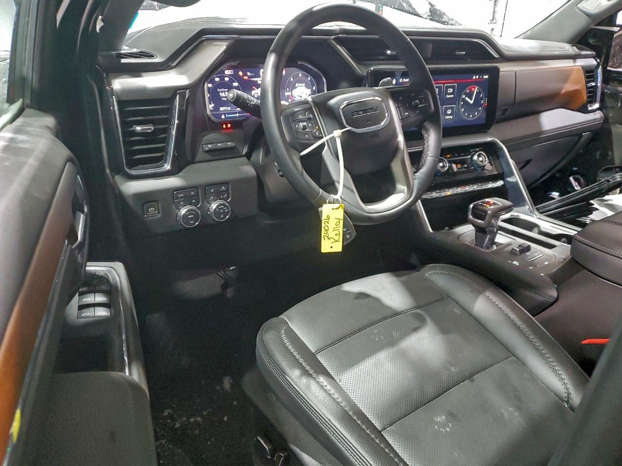 2024 GMC Sierra