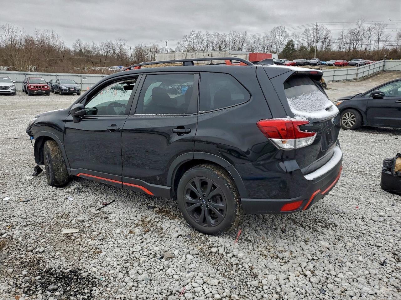 2022 SUBARU FORESTER