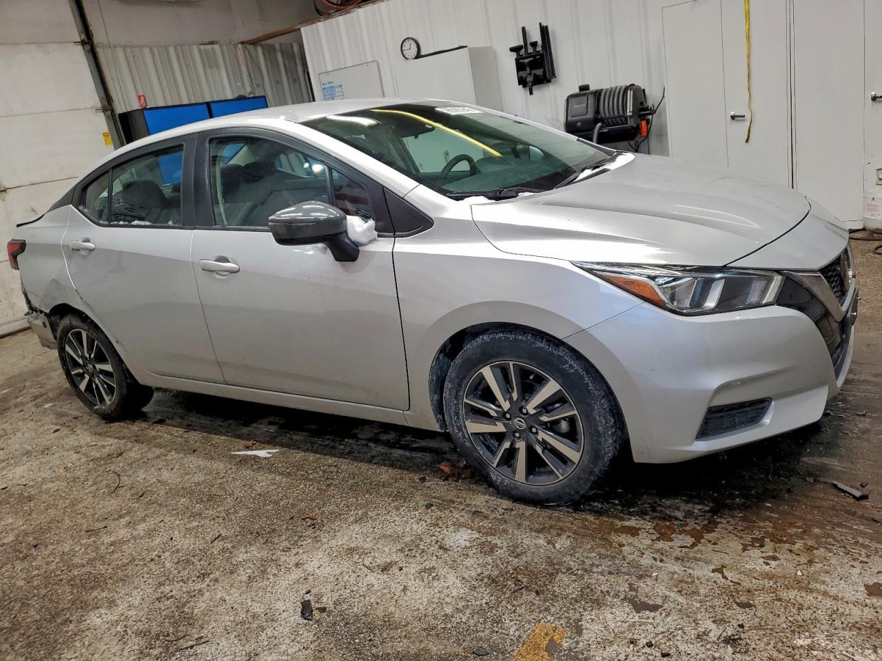 2021 NISSAN VERSA
