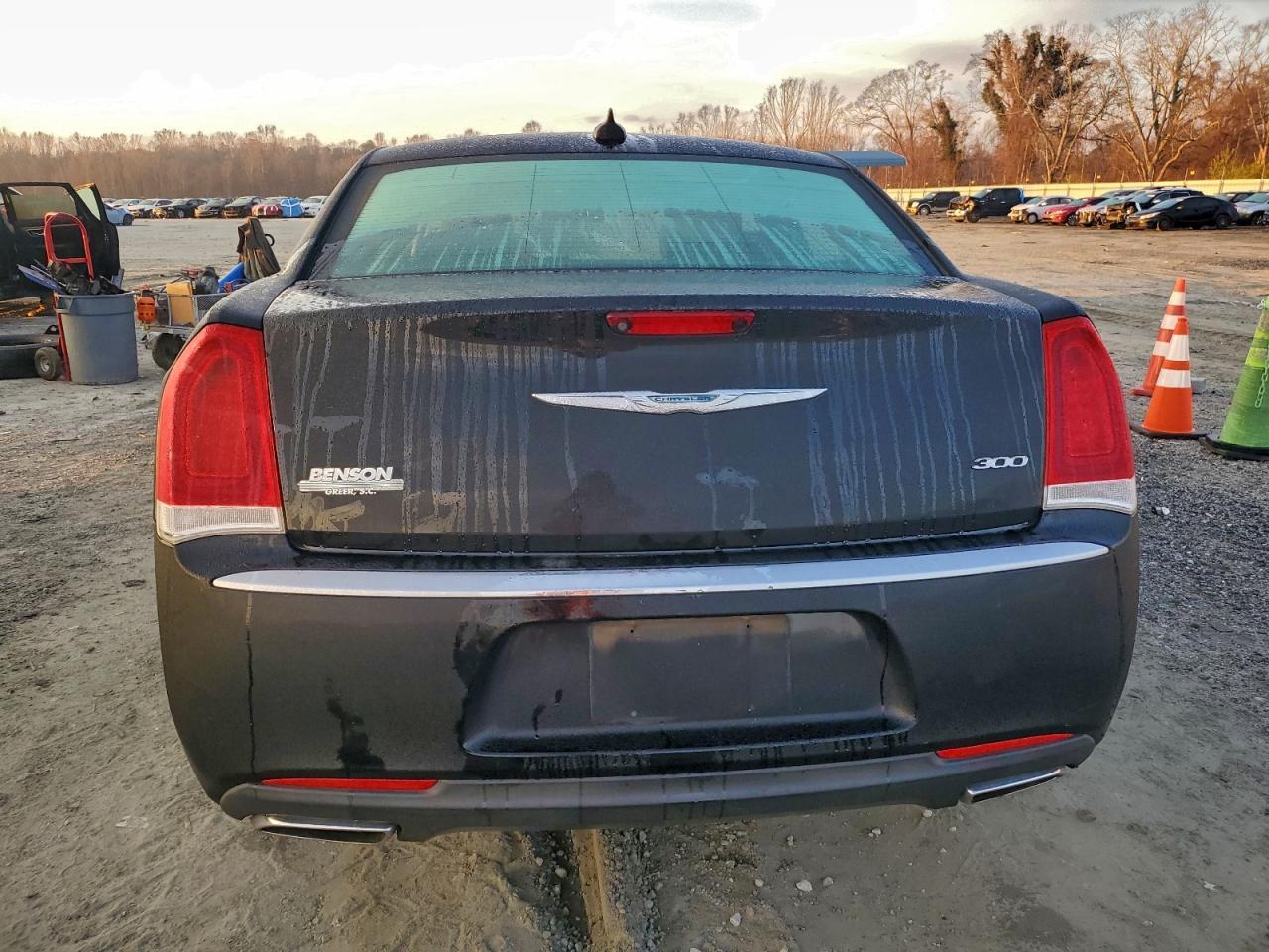 2016 CHRYSLER 300