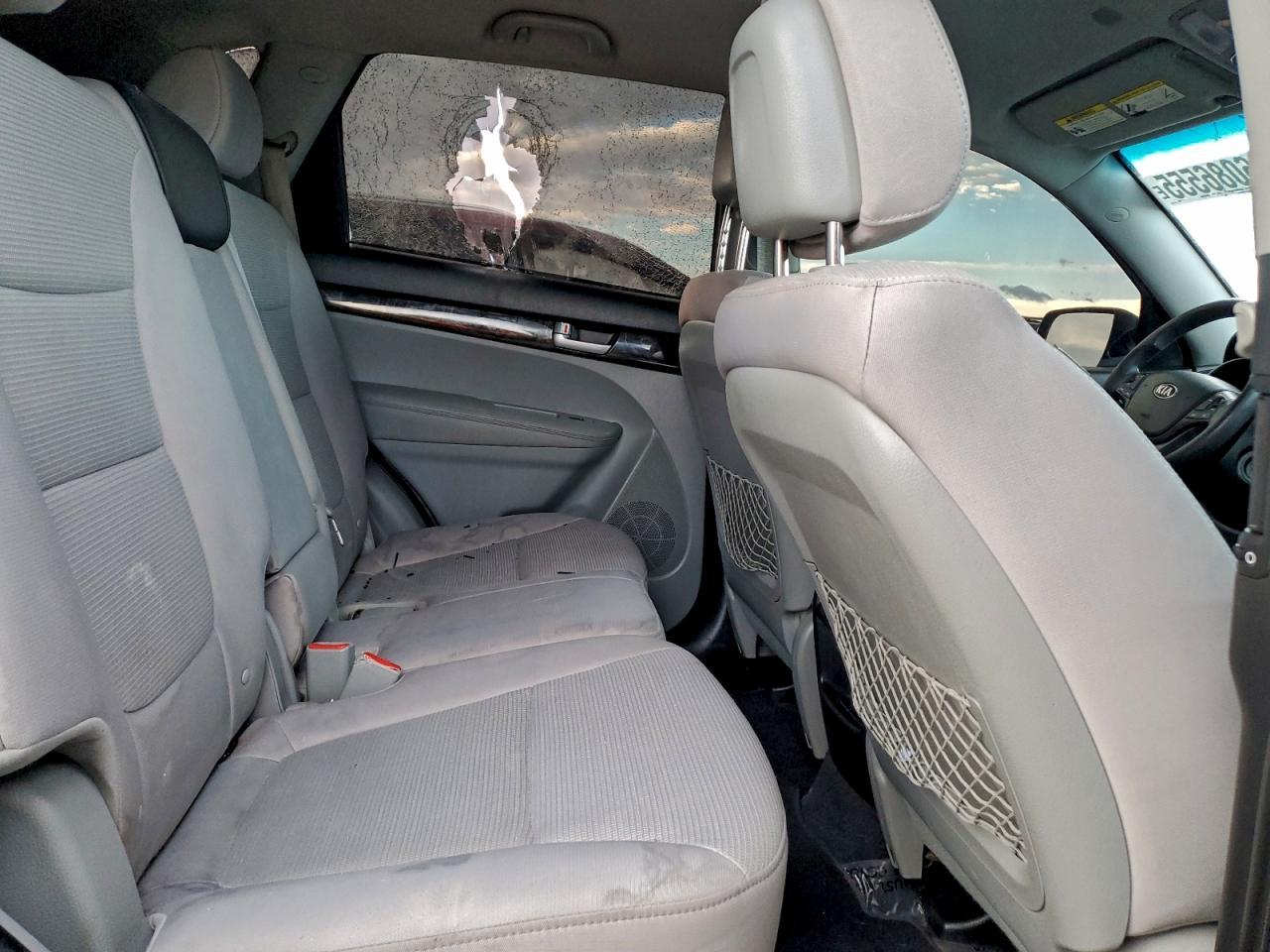 2014 KIA SORENTO