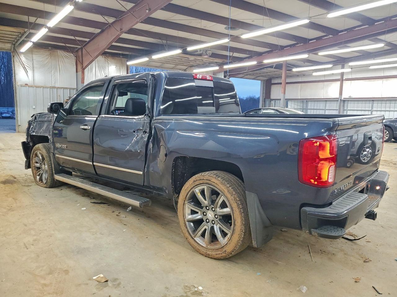 2018 CHEVROLET Silverado