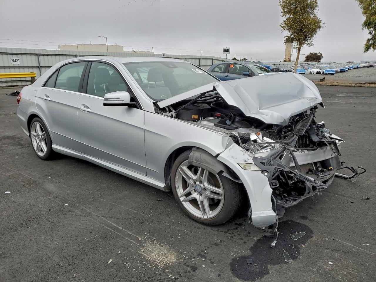 2013 MERCEDES-BENZ E-Class
