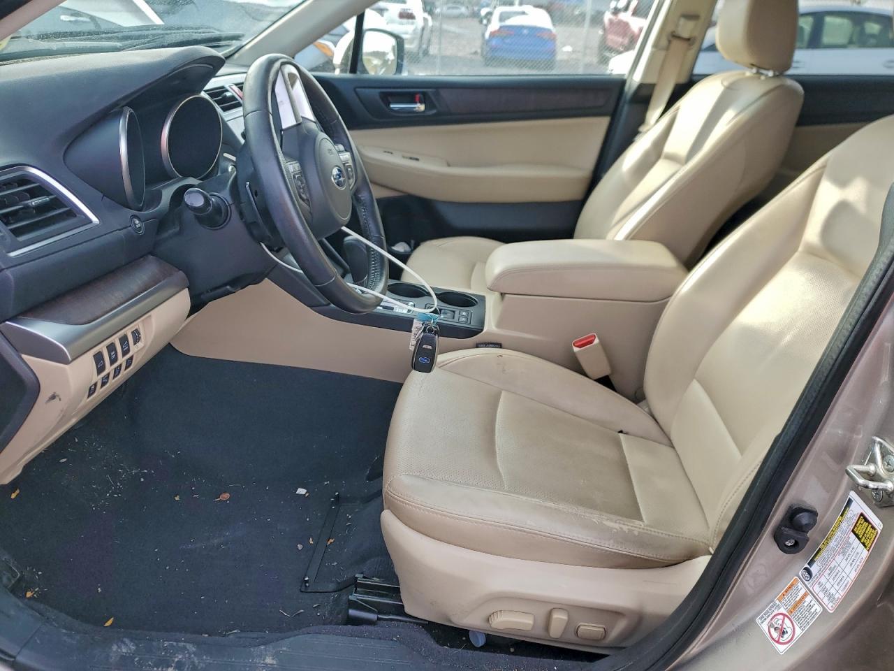 2017 SUBARU Outback