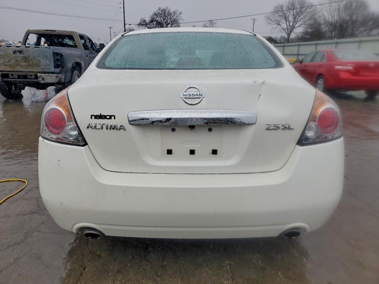 2011 NISSAN ALTIMA