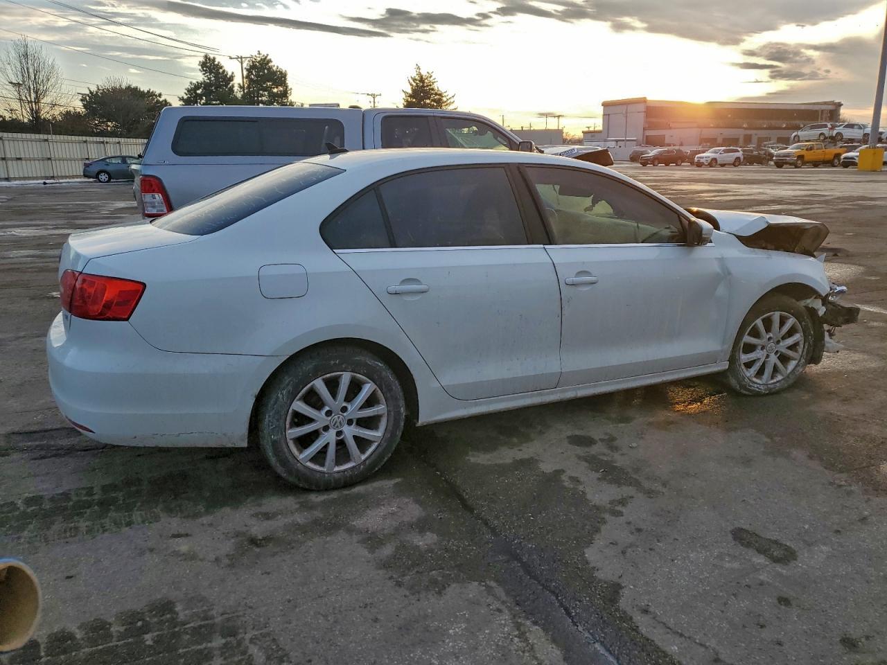2014 VOLKSWAGEN JETTA