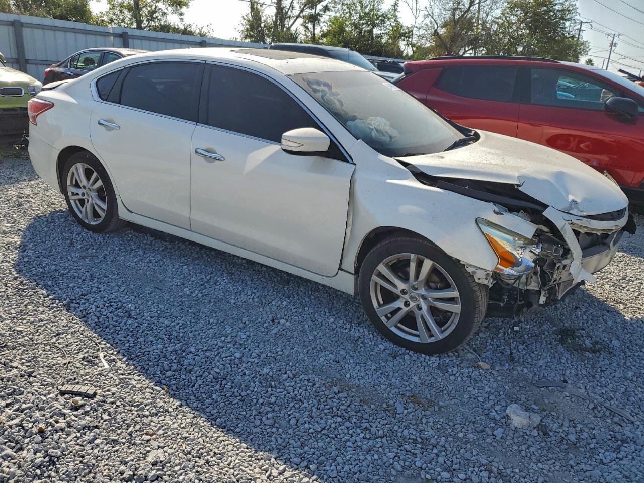 2013 NISSAN ALTIMA