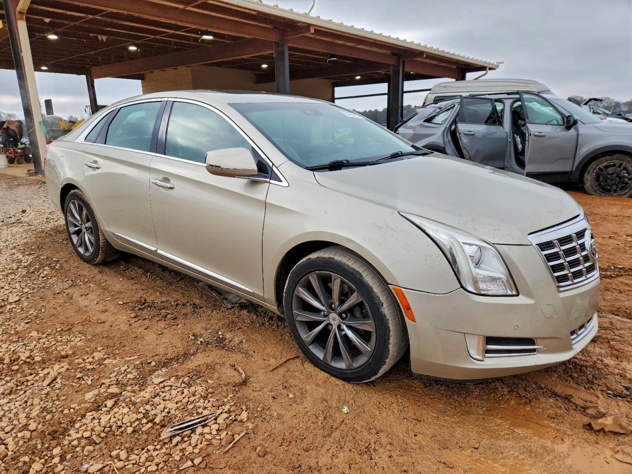 2013 CADILLAC XTS