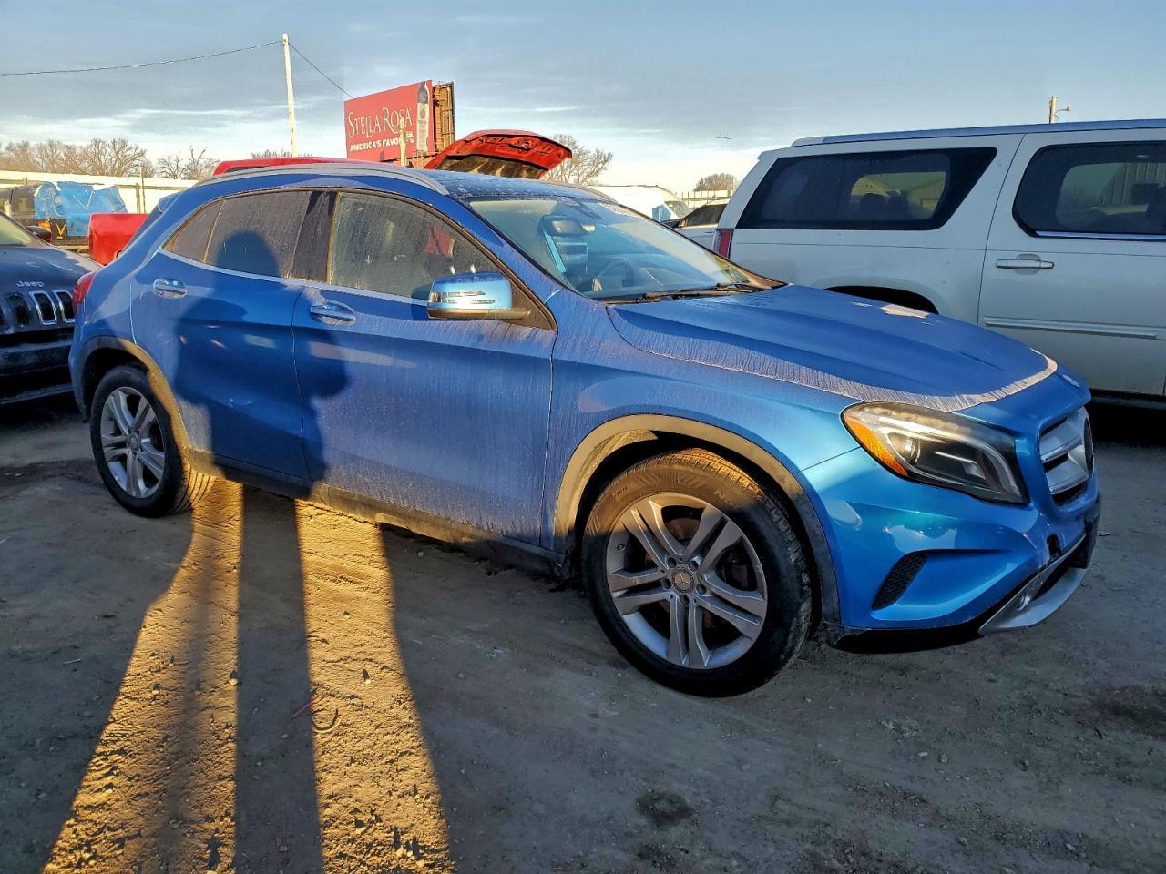 2015 MERCEDES-BENZ GLA-Class
