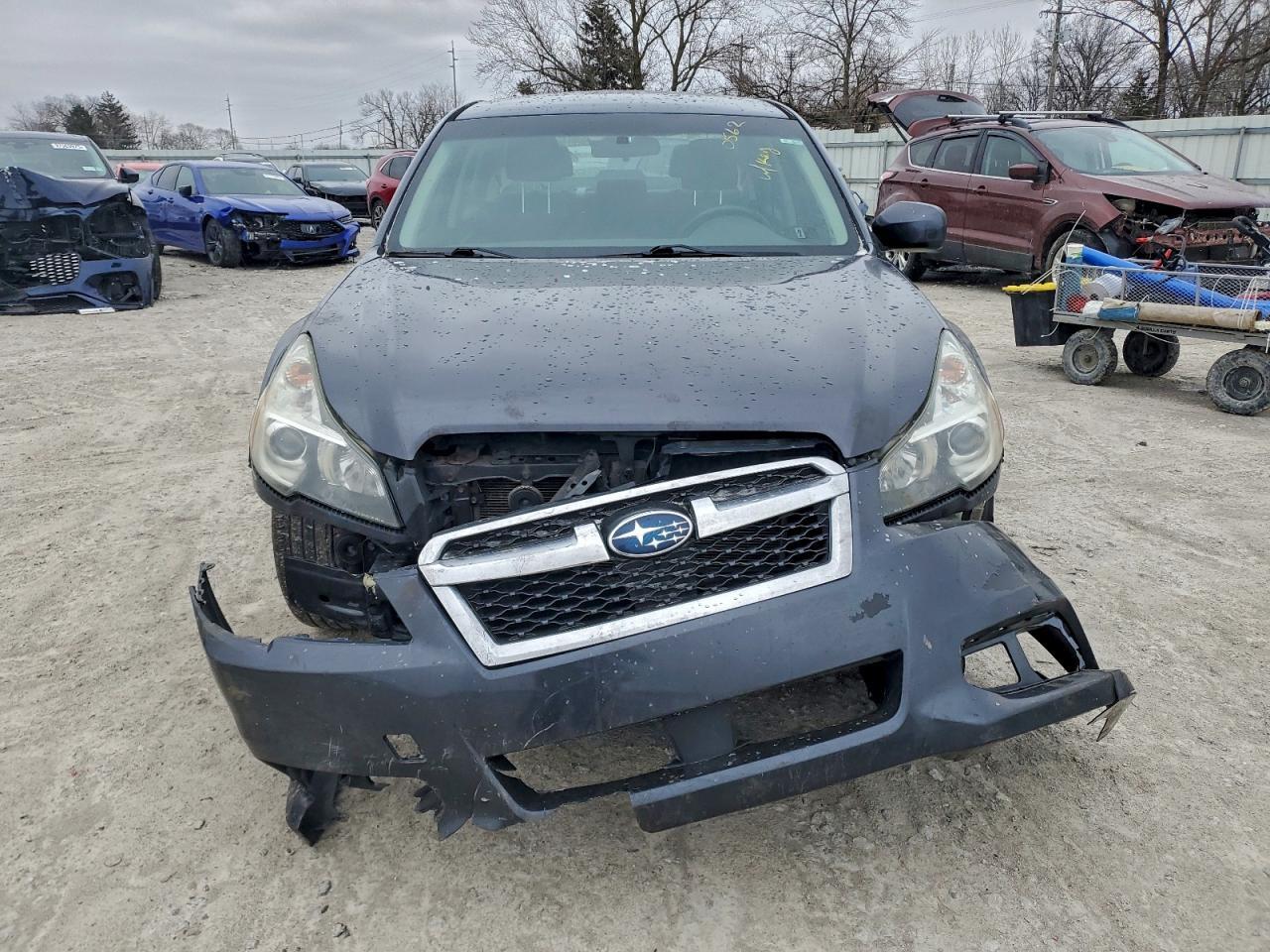 2013 SUBARU Legacy