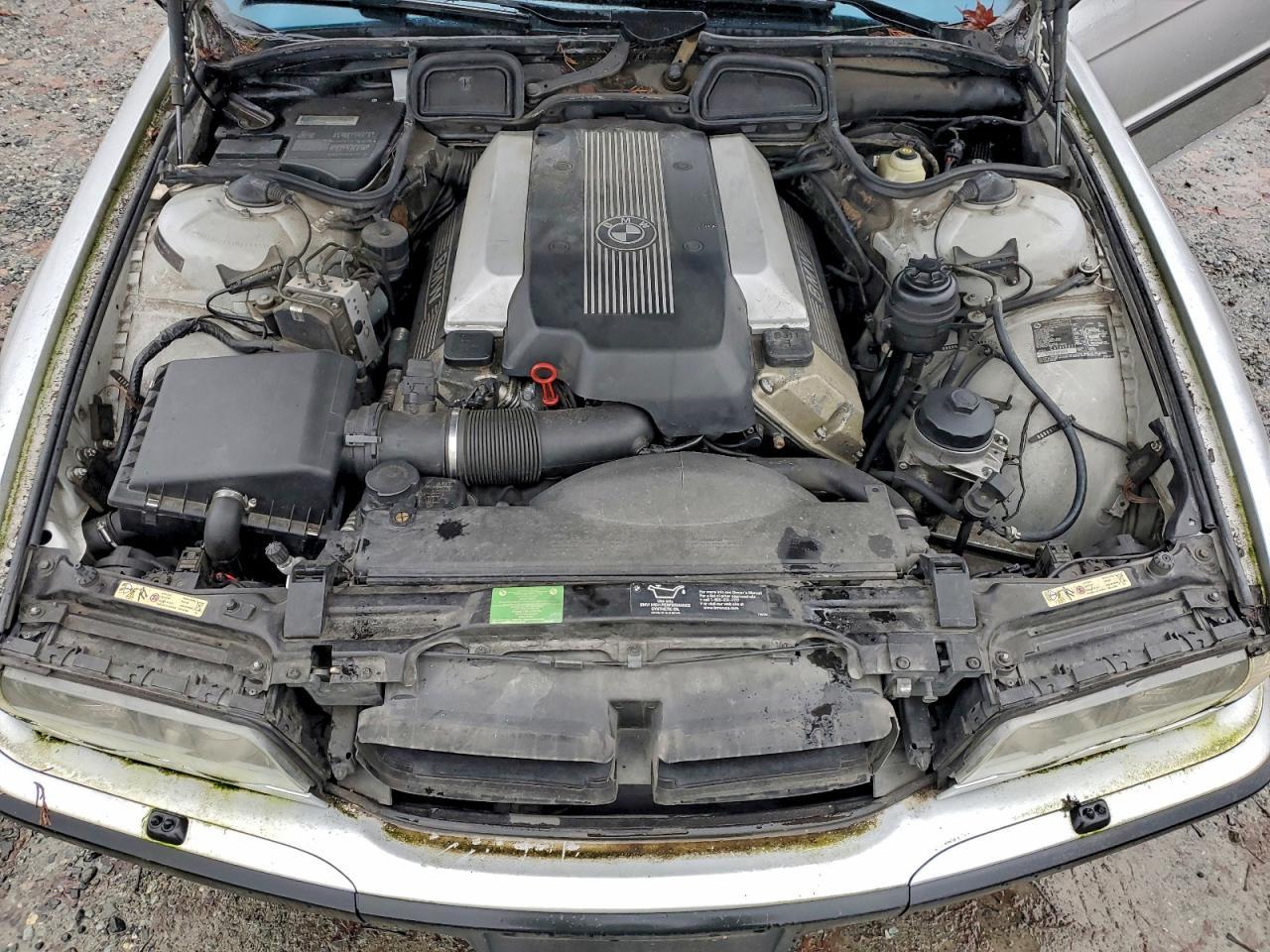 2001 BMW 7 series