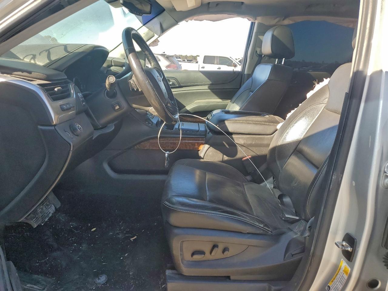 2018 CHEVROLET Suburban