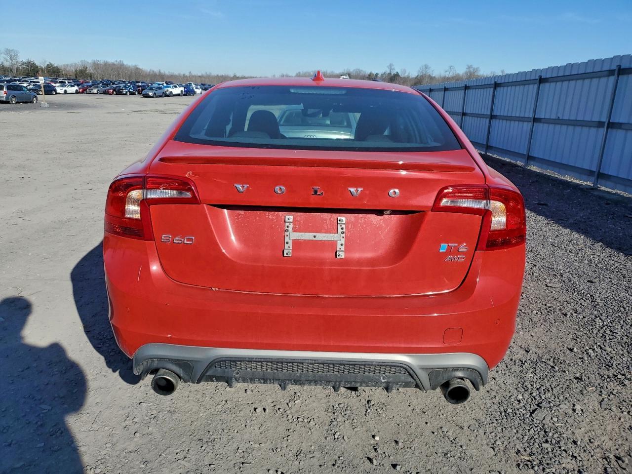 2016 VOLVO S60