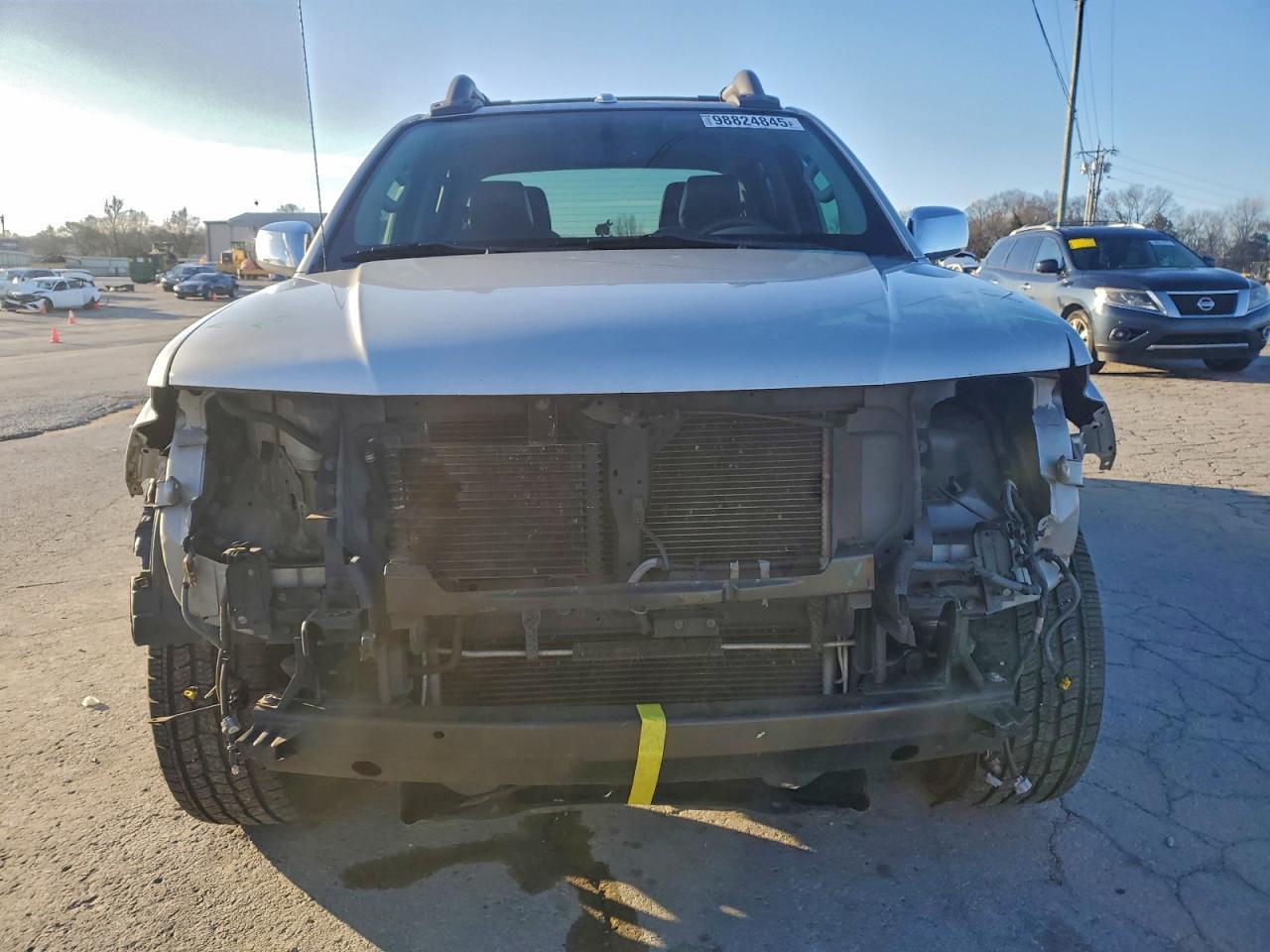 2012 NISSAN Frontier