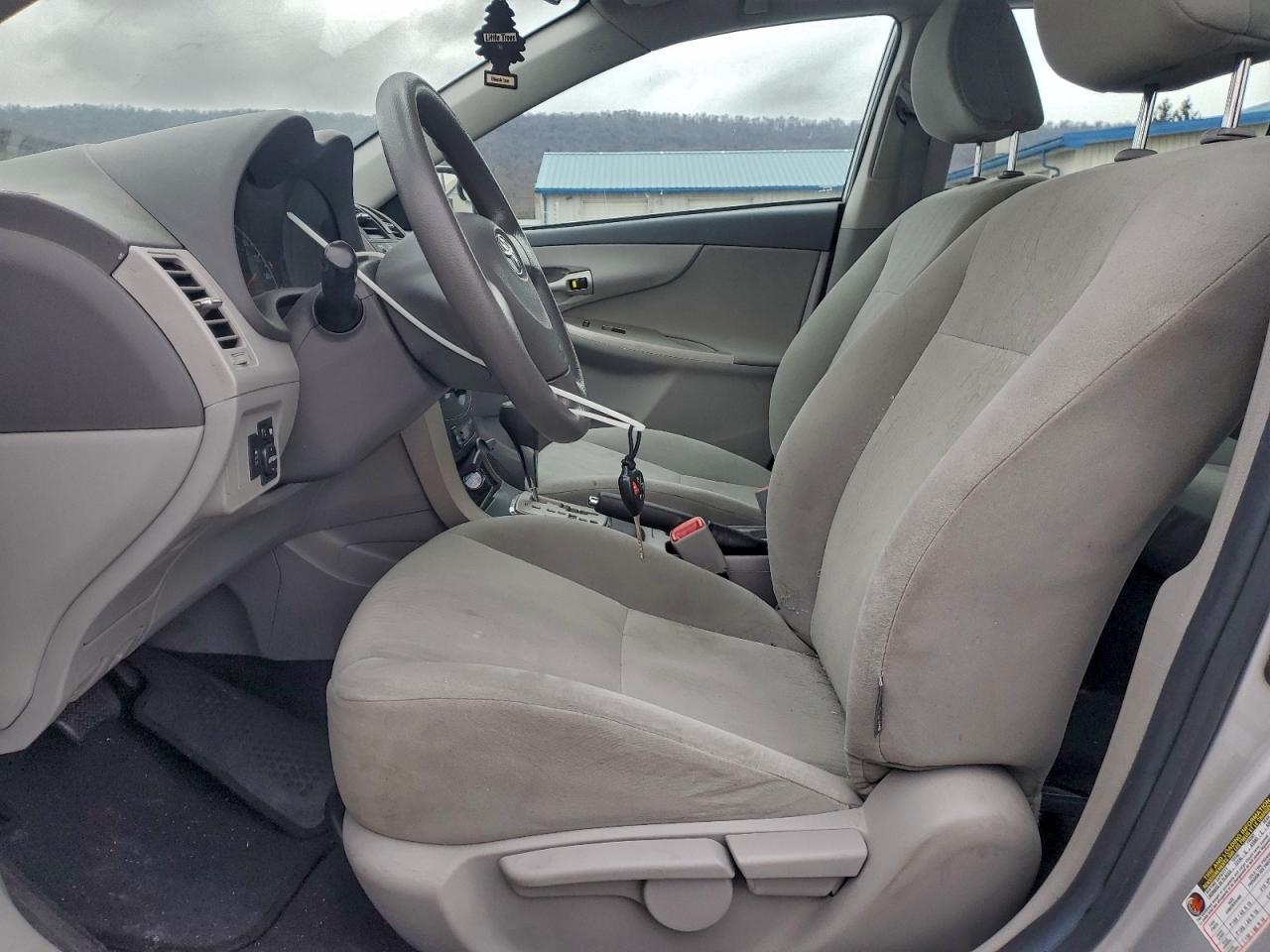 2010 TOYOTA COROLLA
