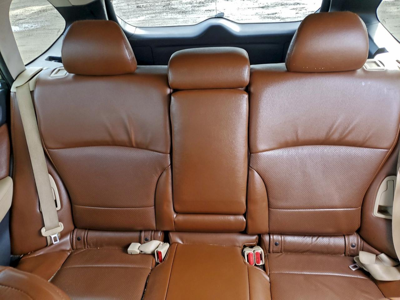 2015 SUBARU Outback