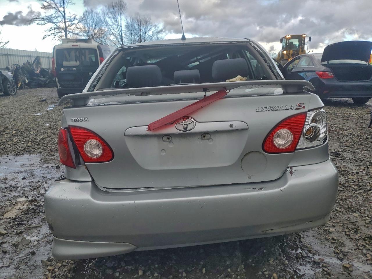2005 TOYOTA COROLLA