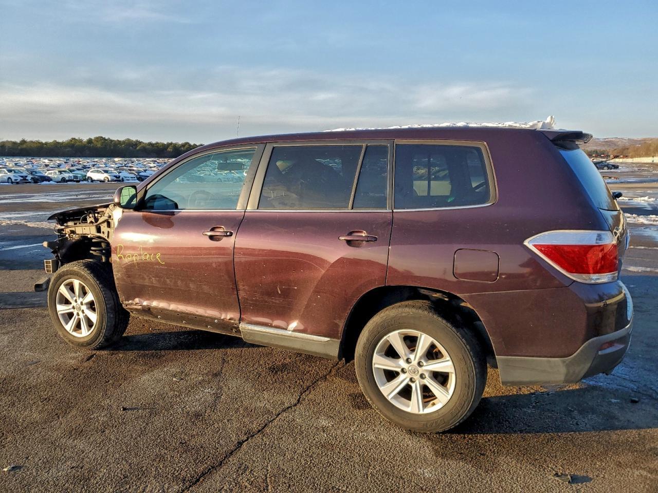 2011 TOYOTA HIGHLANDER