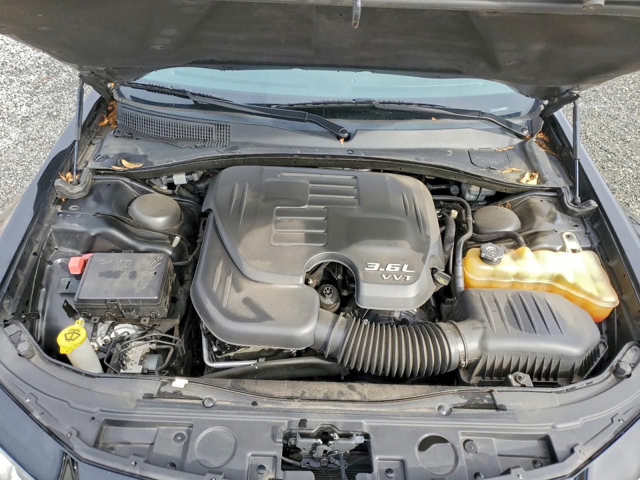 2015 CHRYSLER 300