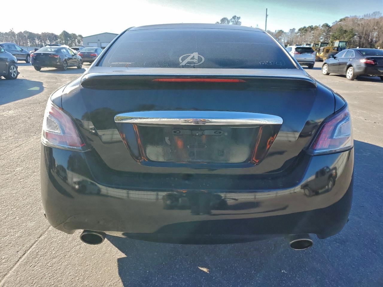 2012 NISSAN Maxima